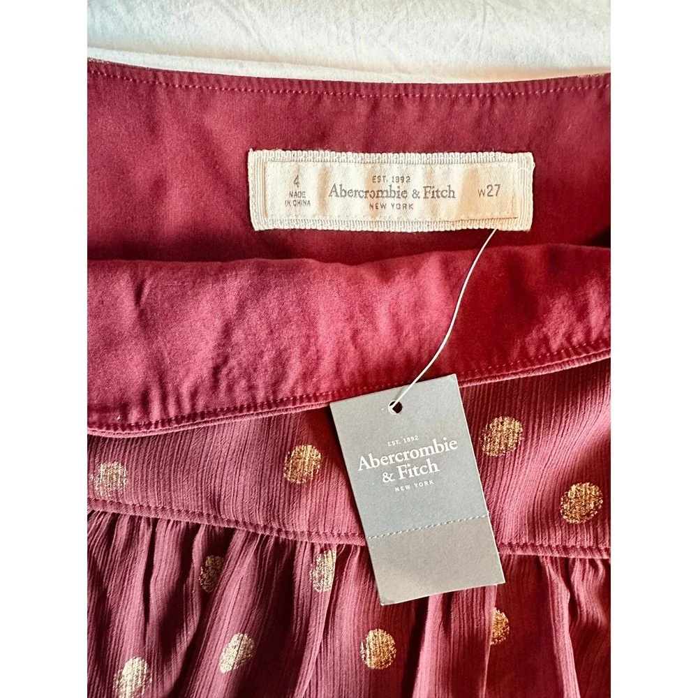 NWT Abercrombie & Fitch Burgundy Flare Skirt, US size 4